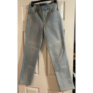 Gloria Vanderbilt Women's Amanda Classic High Rise Tapered Jean